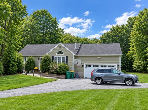 375 And 0 Gilbert St, Mansfield, MA 02048