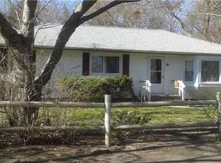 21 Tilney Ave, Medford, NY 11763