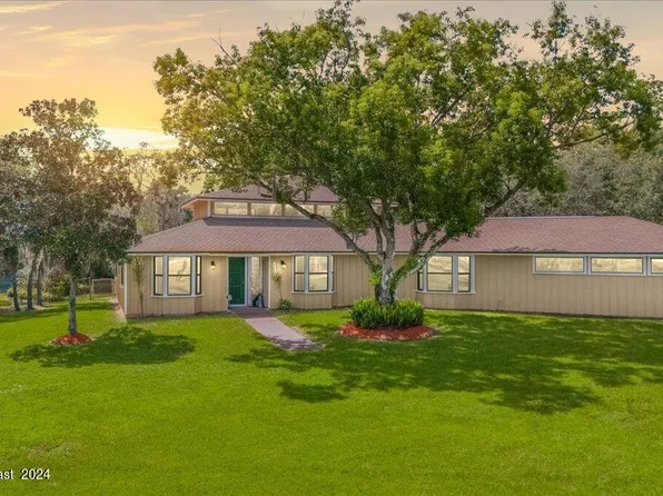 5890 Deer Trl, Titusville, FL 32780