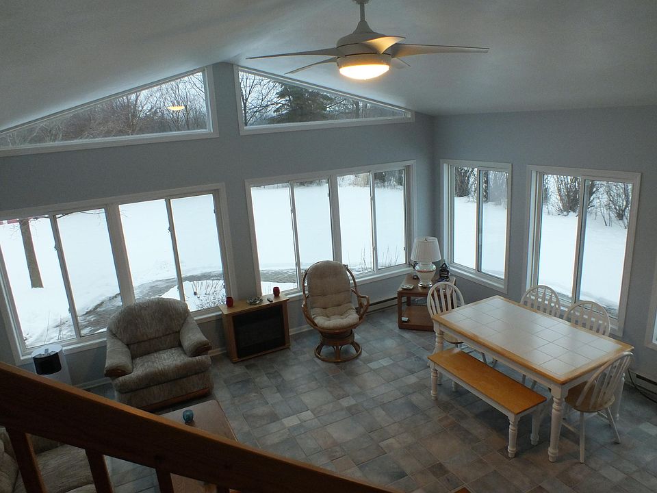 2nd image of 506 Maple Ave