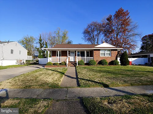 8 Cornell Ave Photo 1