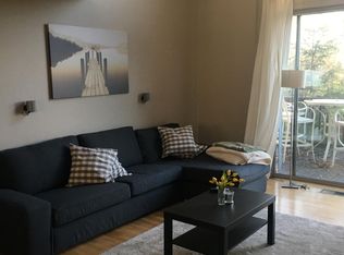 839 SW Broadway Dr APT 72, Portland, OR 97201