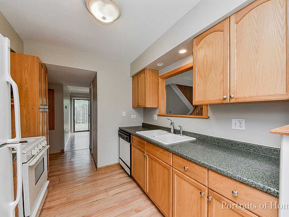 4th image of 1820 Whidden Ave #1820