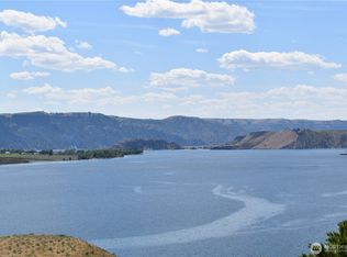 1027 Kuehne Rd, Keller, WA 99140