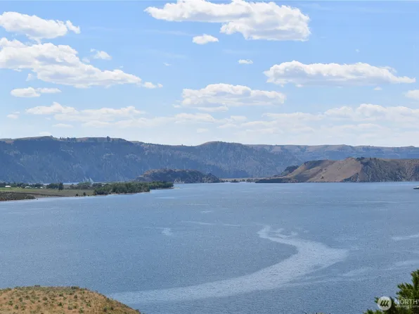 1027 Kuehne Road, Keller, WA 99140