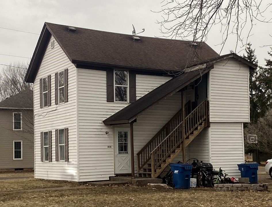 1st image of 216 E Slocumb Street #1-2