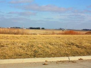 1006 8th St, Dallas Center, IA 50063