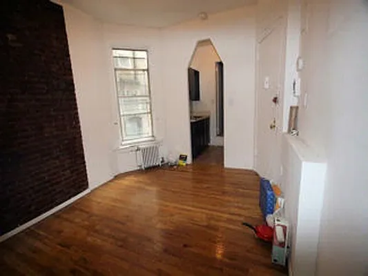 Rented by JM Preston Properties LLC | media 34