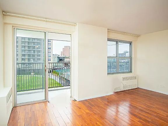 4th image of 501 Surf Ave APT 2D