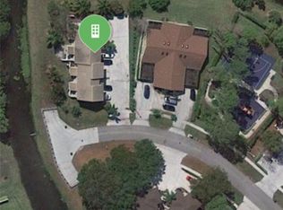 1022 Goldenrod Rd, Wellington, FL 33414