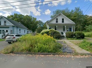 26 Norwood Ave, Northampton, MA 01062
