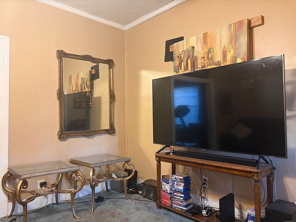 2nd image of 1645 Avenue I