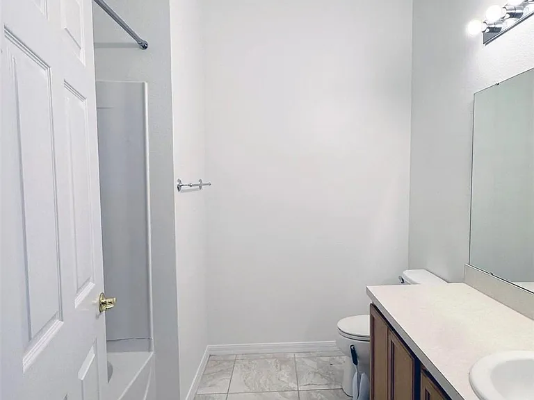 654 Kettering Rd — Photo 11