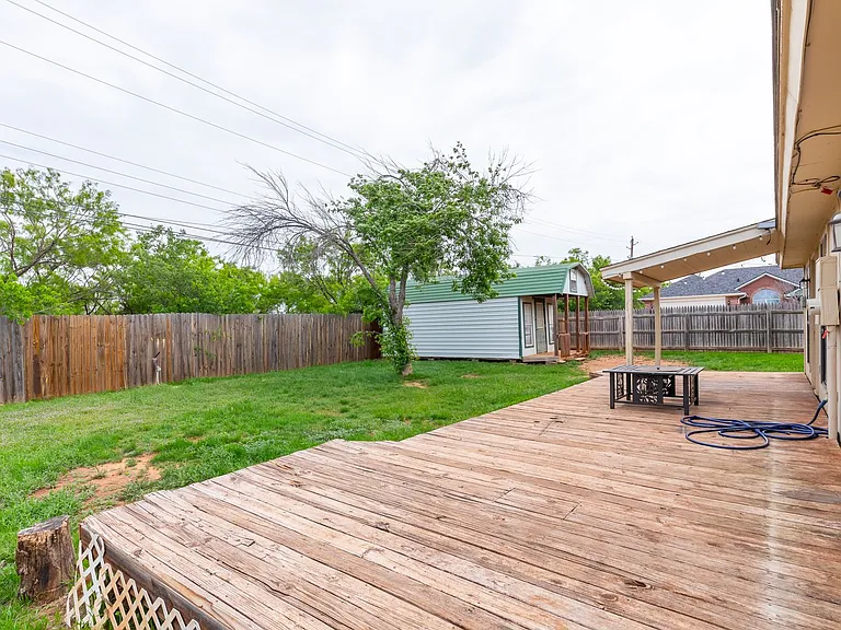 3902 Karen Dr — Photo 23