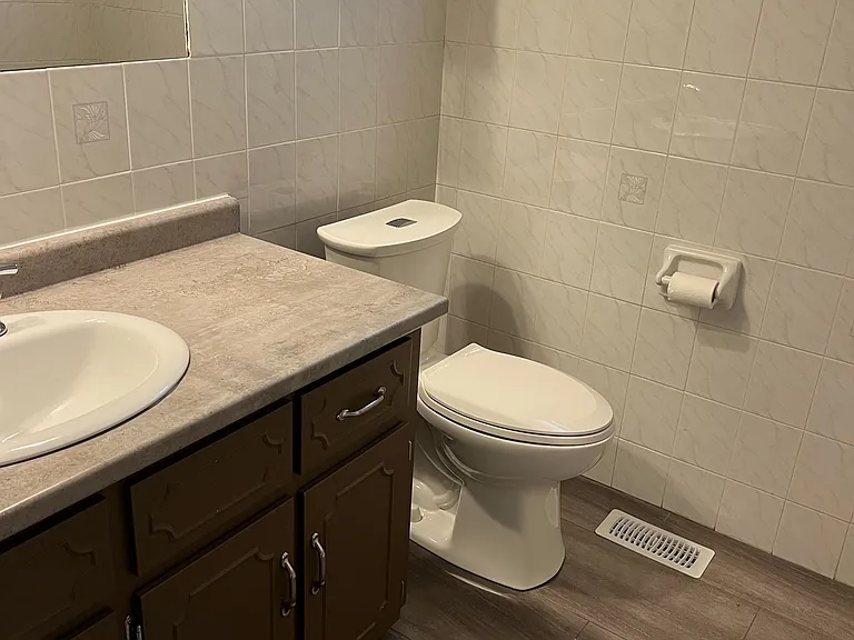 20 Glenbrook Dr — Photo 13