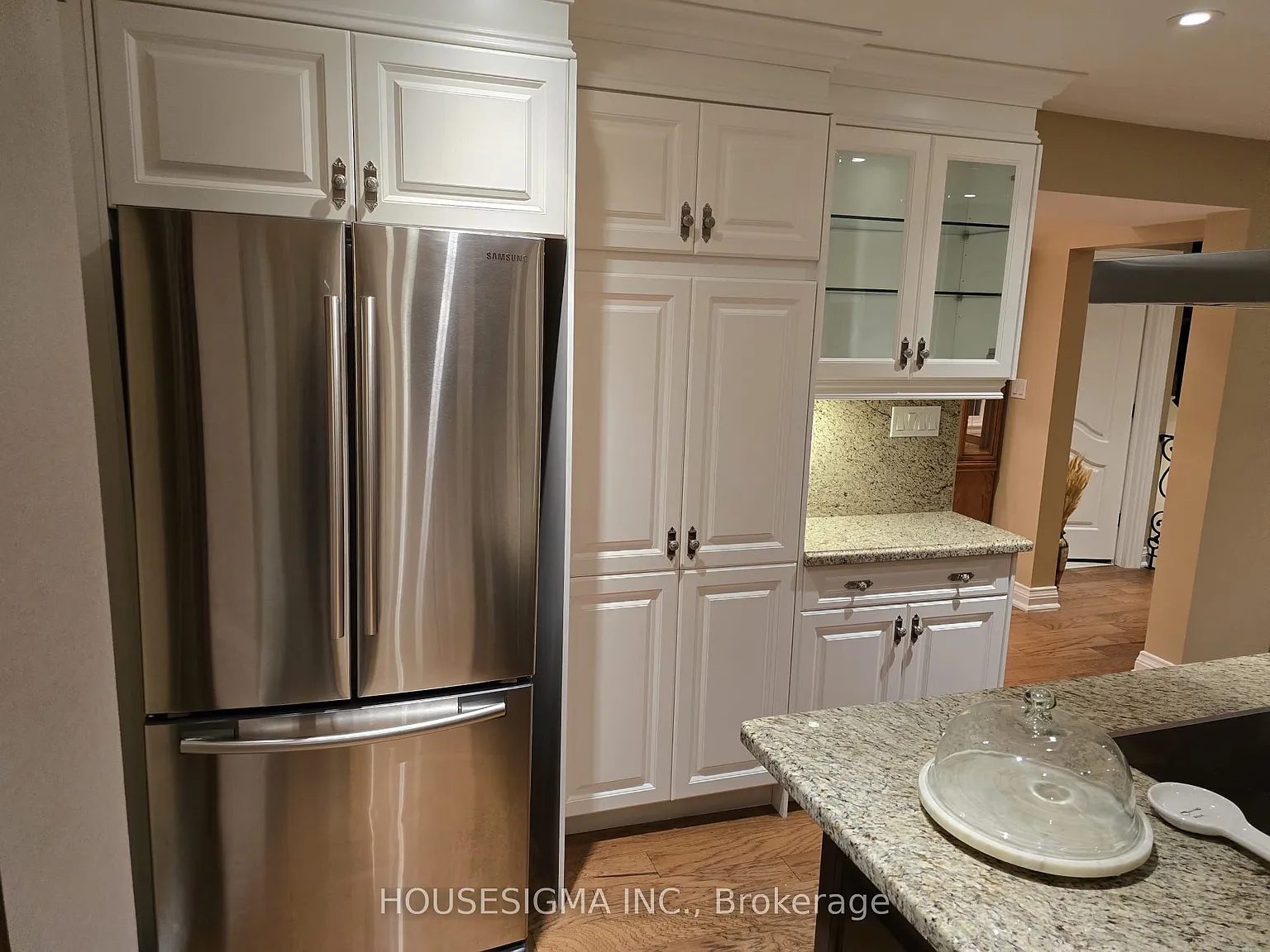 4 bed, $4,200 — Photo 4