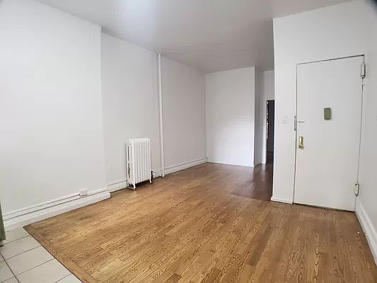 3rd image of 420 Saint Nicholas Ave APT 4D