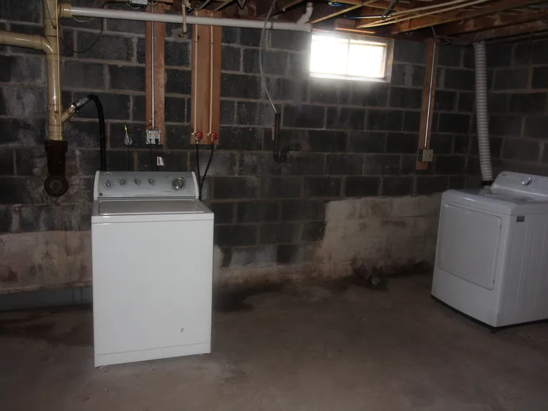 229 Pittstown Rd — Photo 16