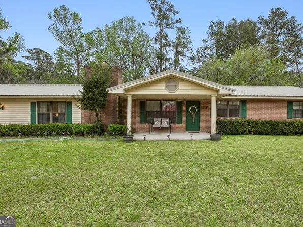 223 Sheffield St, Kingsland, GA 31548