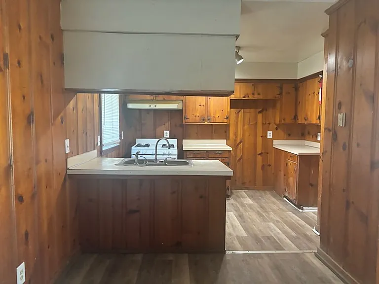 1527 Maria Dr — Photo 11