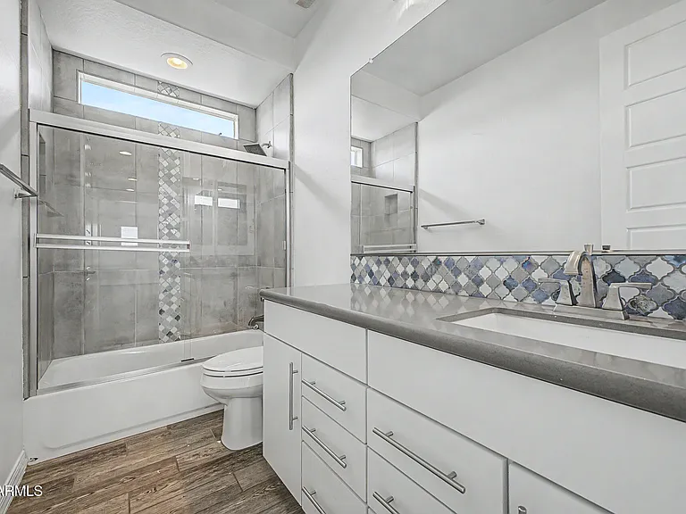 15912 W Sierra St — Photo 33