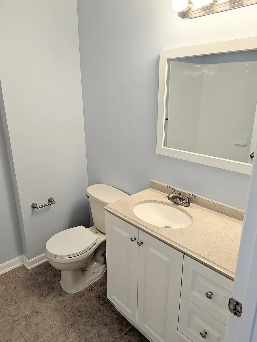 Building Photo - 8048 Pantano Pl