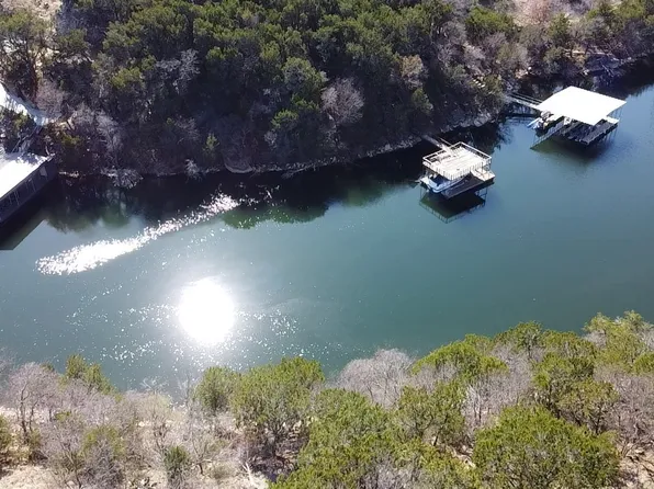 115 Broadmoor Ct, Graford, TX 76449