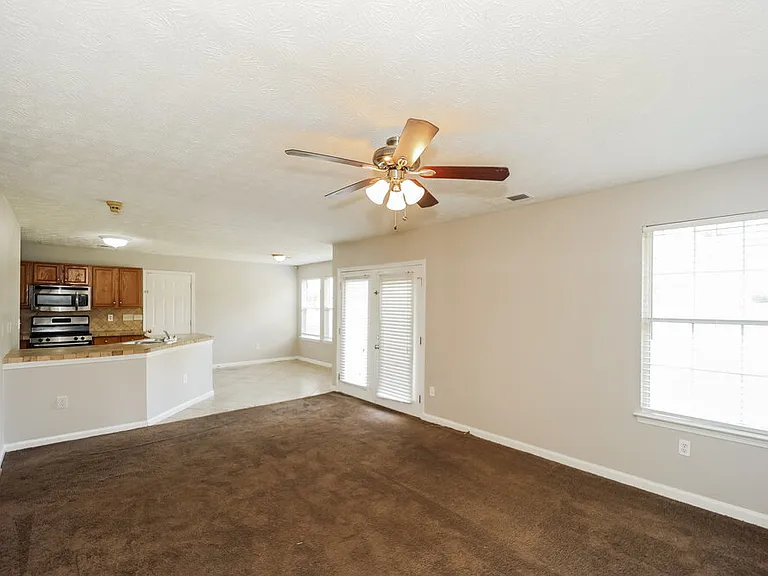 375 Birchmere Close SW — Photo 10