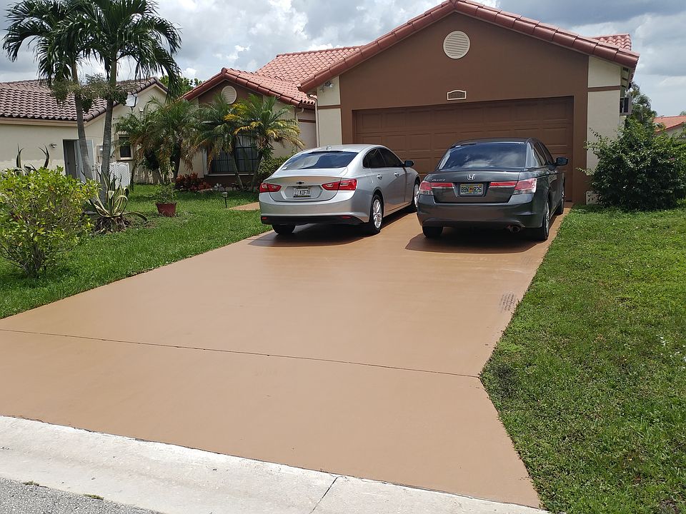 2nd image of 7006 NW 106th Ave