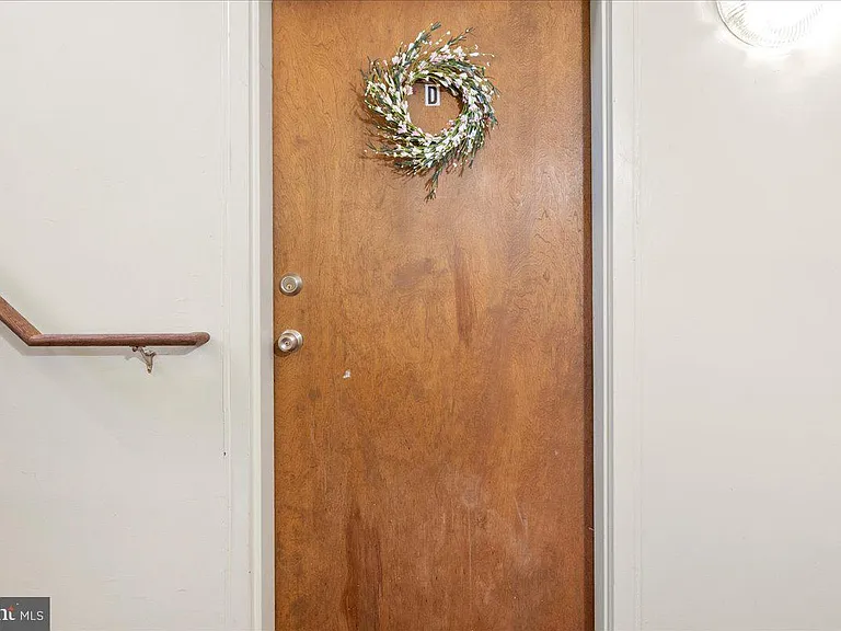 1701 Mount Washington Ct #D — Photo 4