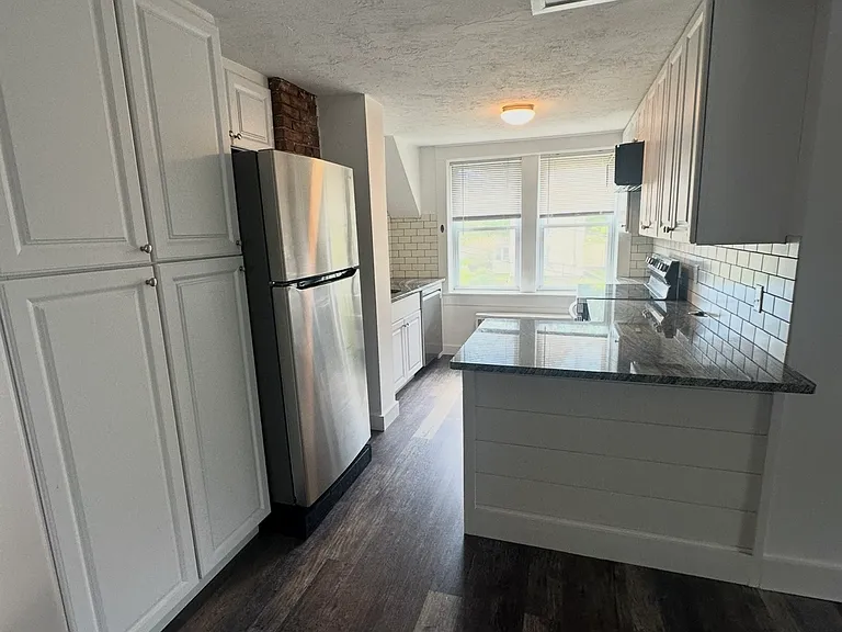 127 Mechanic St #2 — Photo 4