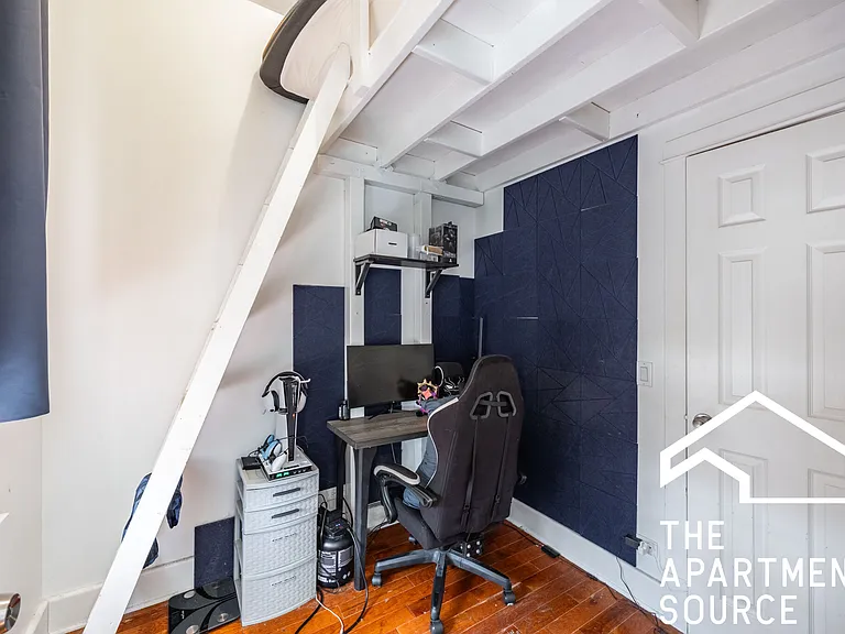 1820 S Throop St #2F — Photo 9