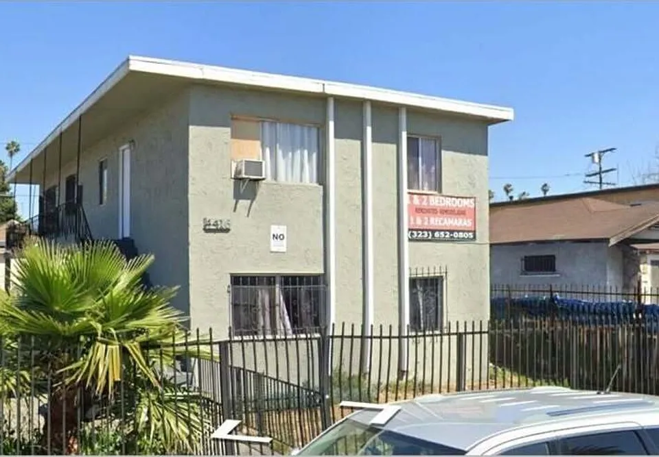 4416 S San Pedro St