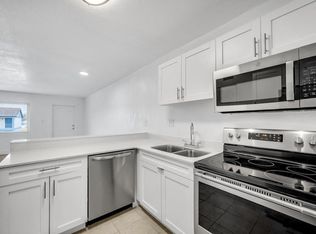 Serenity Lake Apartments, Tampa, FL 33613