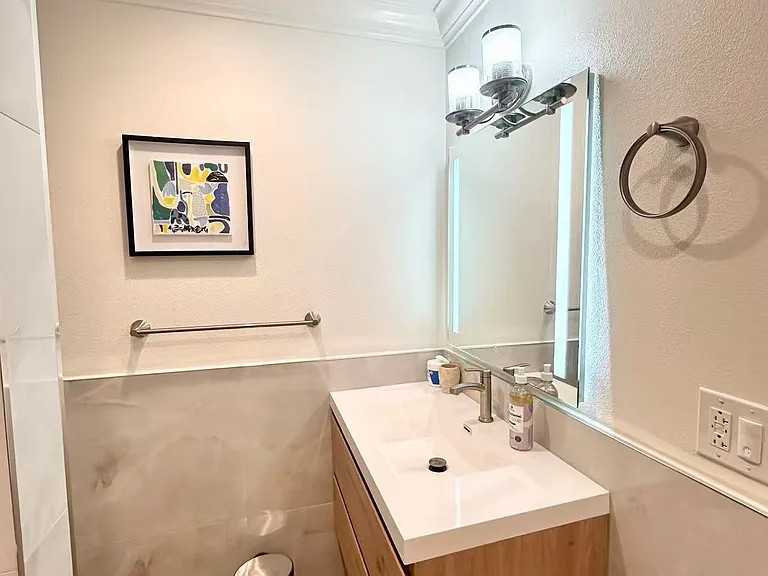 1820 E Commonwealth Ave #101 — Photo 10