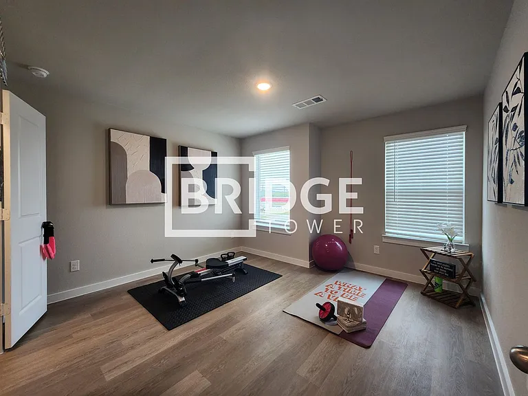 4218 Tobin Dr — Photo 12