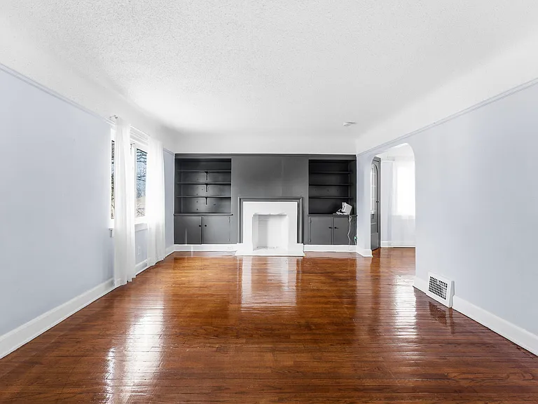 876 Eloise Dr #B — Photo 9