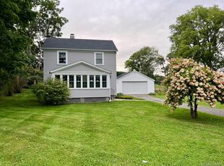 541 Verbank Rd, Millbrook, NY 12545