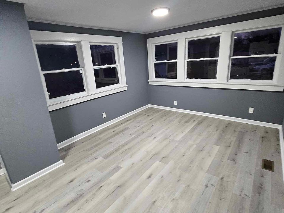 946 S 11th St Gadsden AL Zillow