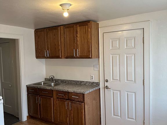 3rd image of 3869 E Martin Ave