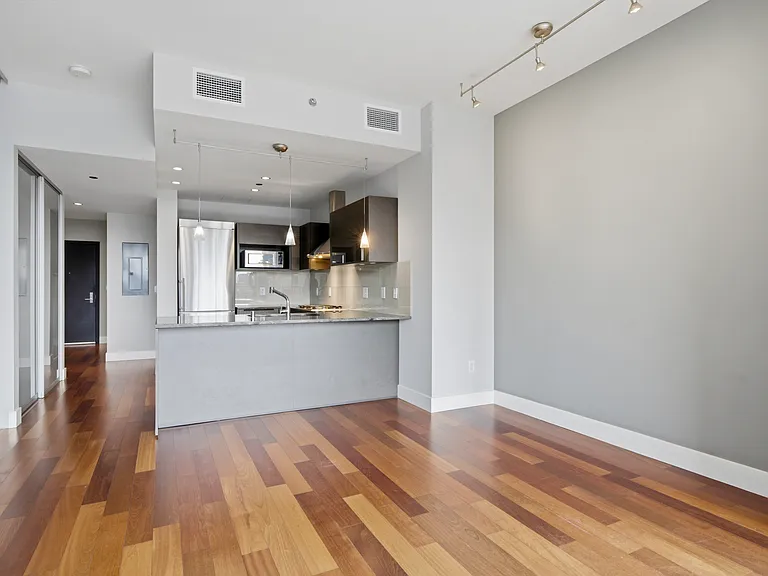 737 Olive Way #2906 — Photo 11