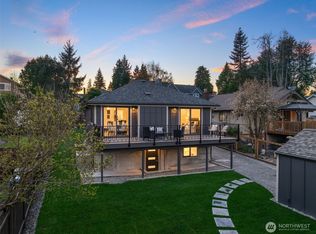 12012 North Park Avenue N, Seattle, WA