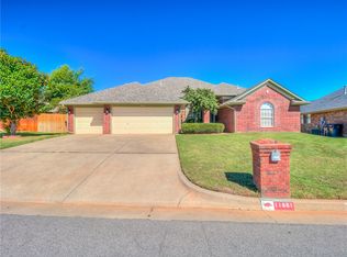 11861 SW 3rd Ter, Yukon, OK 73099