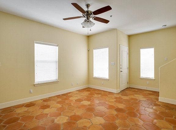 3rd image of 1412 Keeton Ave