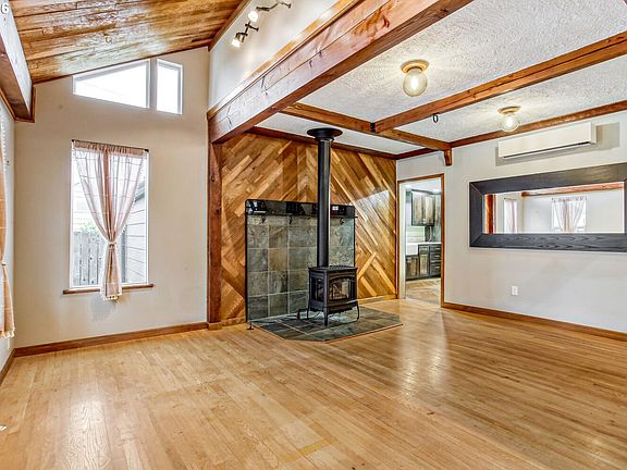 5th image of 7509 SE 51st Ave