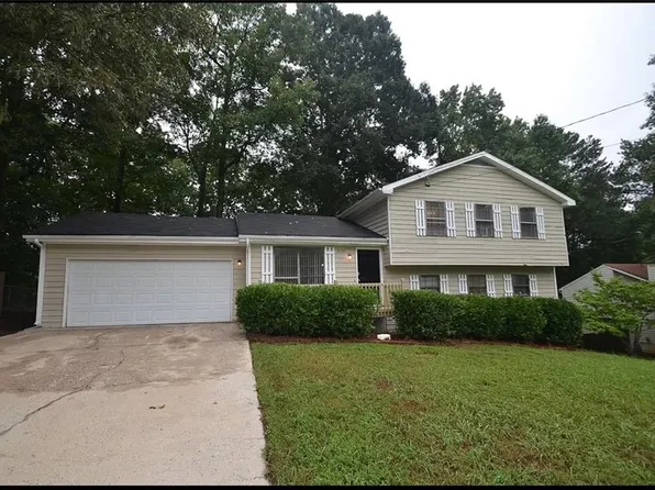 6156 Valdez Dr, Rex, GA 30273