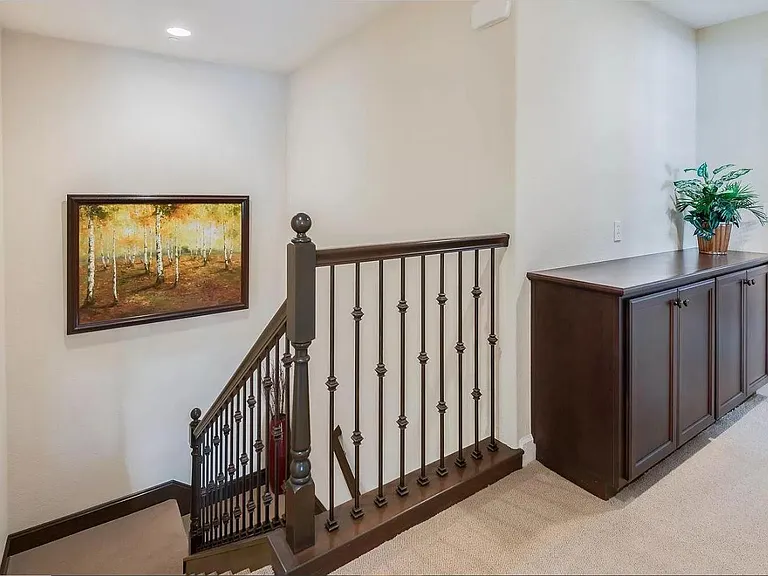 202 Cezanne Ln #202 — Photo 8