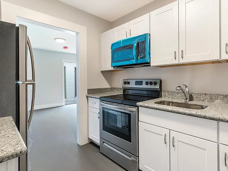 2536 Conti St — Photo 2