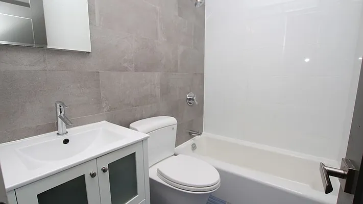 Rented by Nooklyn NYC LLC | media 4