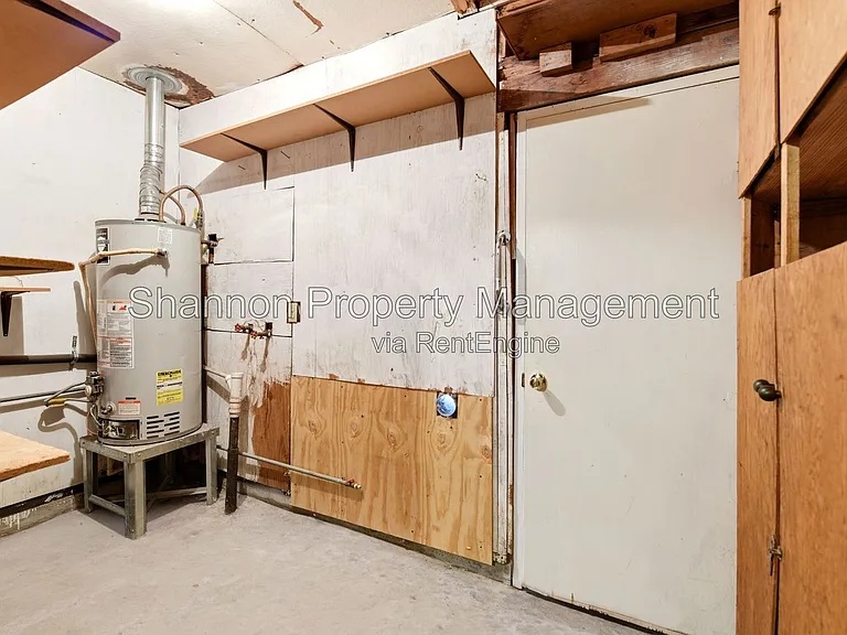 8406 Highcrest Dr — Photo 20